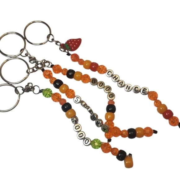 Colorful Beaded Keychain Set - Picture 4 of 4